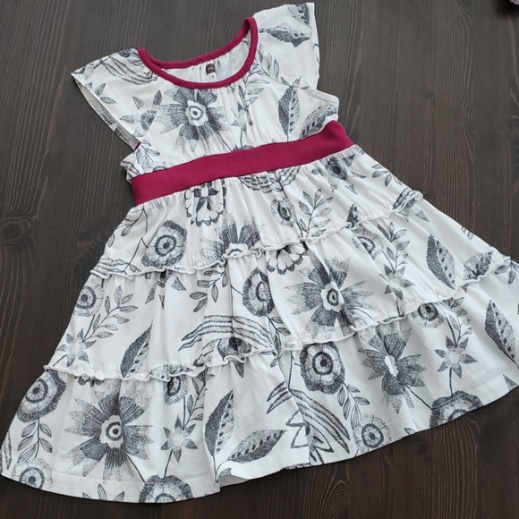 Tea Collection Other - Little girls Tea floral dress 2T
